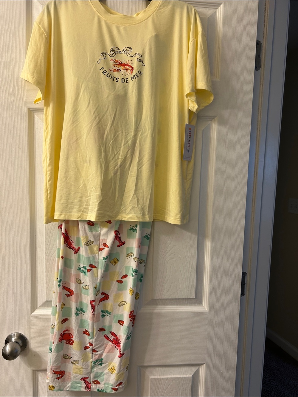 Unbranded Yellow 'Fruits De Mer' Short-Sleeve Pajama Set
